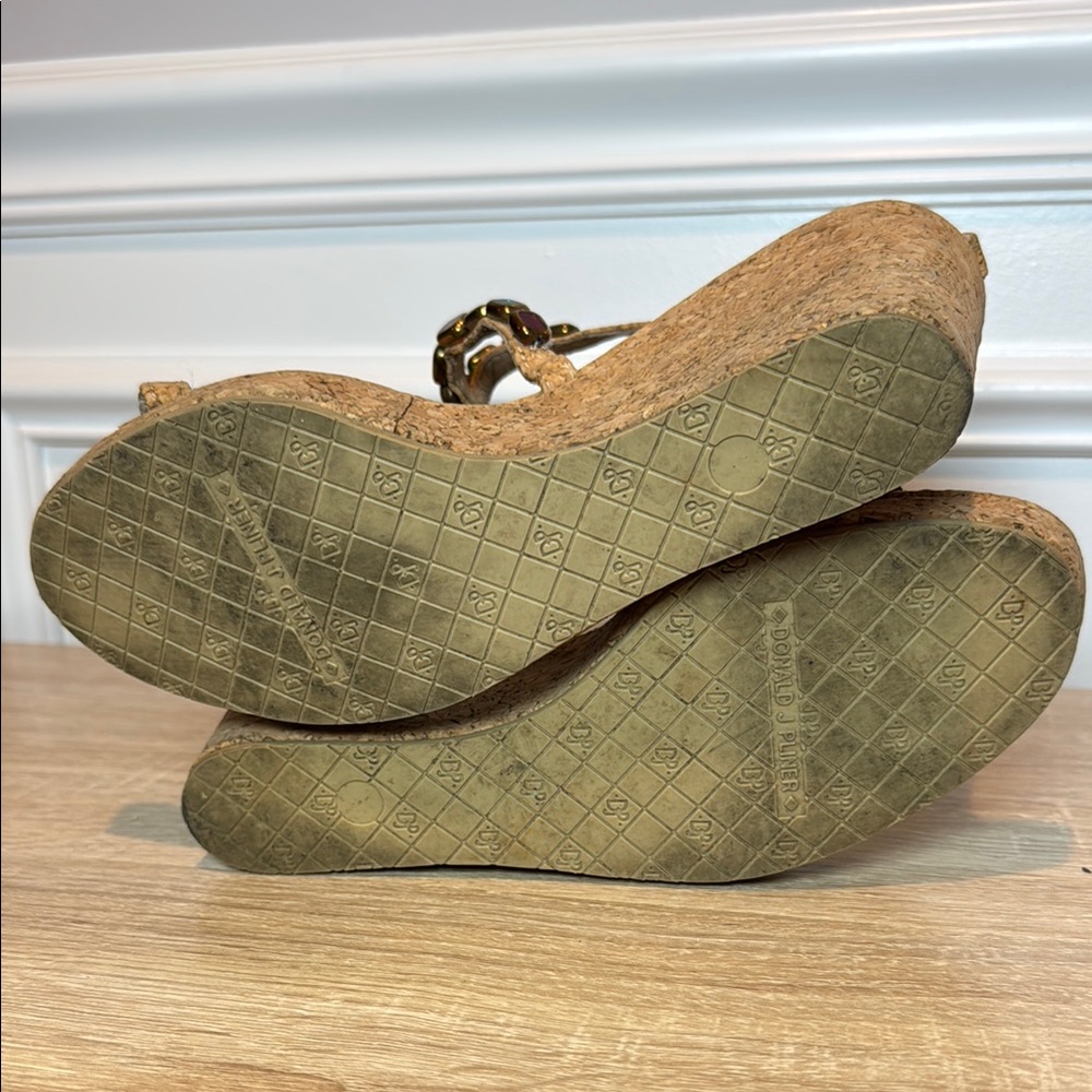 Donald J. Pliner “Wondra-Co”‎ Jewel Straps Cork Wedge Sz 7.5M 4”Heel Sandals - Picture 16 of 16